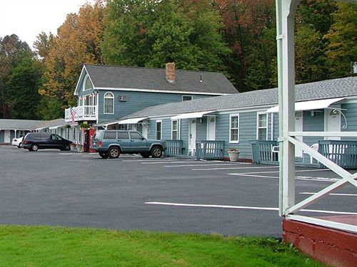 Rodeway Inn Лий Екстериор снимка